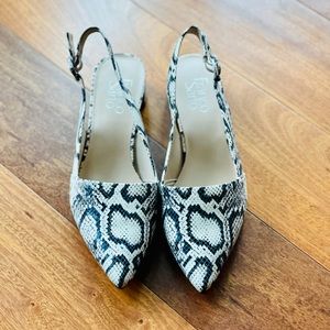Snakeskin Embossed Pointed Toe Slingback Pump